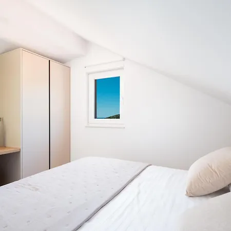 Seaside House For Families With Children Cove Ramascica, Trogir - 23368